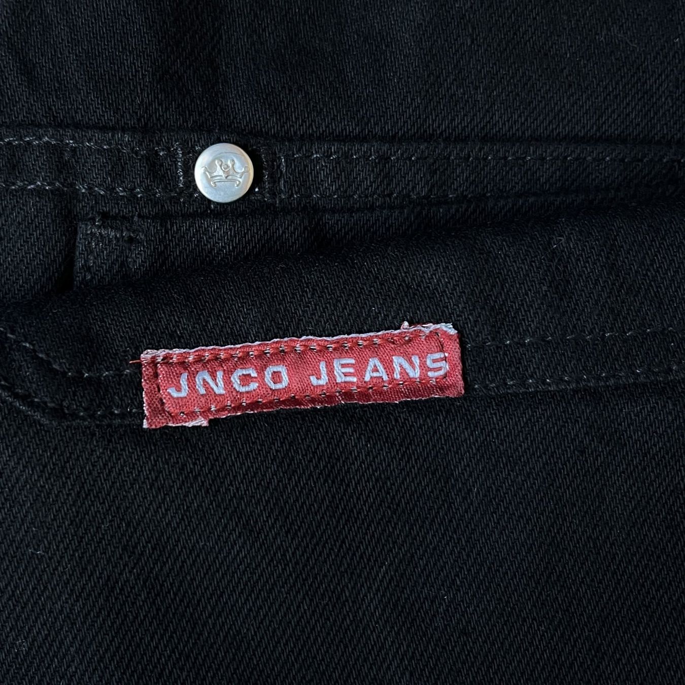 Pantaloni: JNCO Blue Flame Jorts (32US) – Nuovo (secondo la descrizione) da Chamoson venduto da Sapoloshop 2