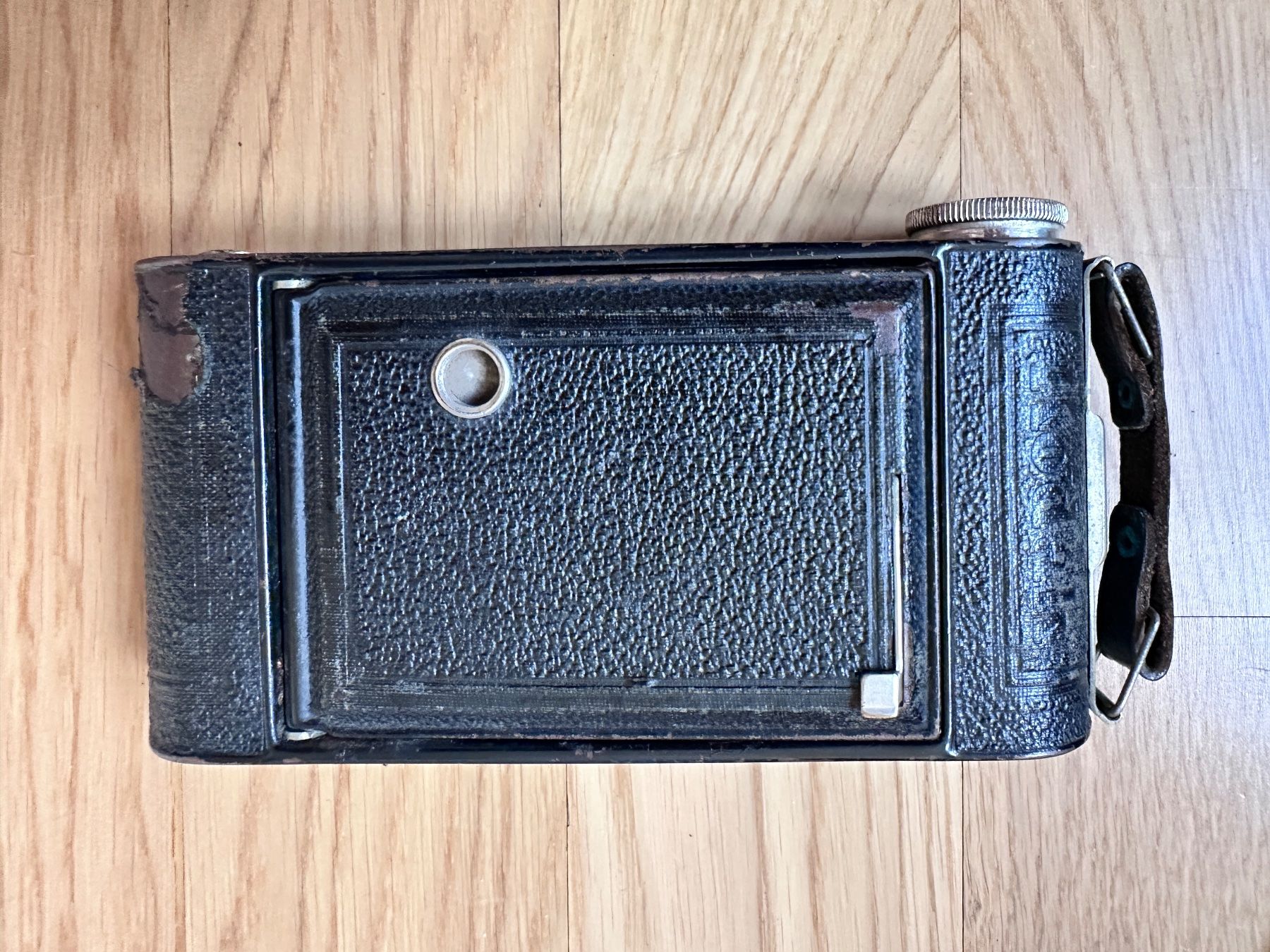 Kodak Kamera: Kodak Junior 620 + case – Gebraucht aus Sorengo von Littman 5