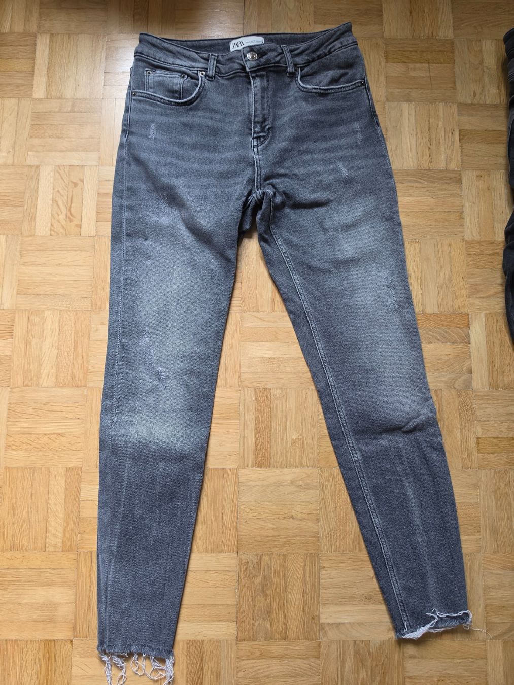 Zara Jeans: 3 x Jeans Zara Gr. 42 – Gebraucht aus Stäfa von flamingo_17 3