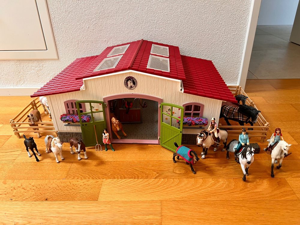 Grosser Schleich Pferdestall Set | Kaufen auf Ricardo
