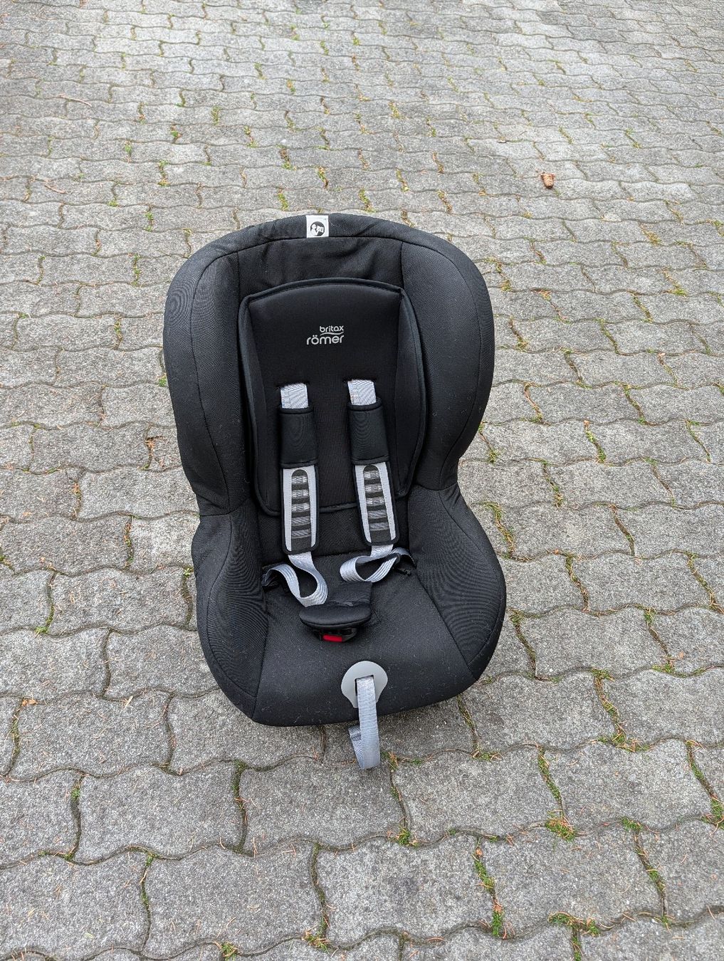 Britax Römer Seggiolini per auto: Auto Kindersitz Römer britax – Usato da Mühlethal venduto da insel12