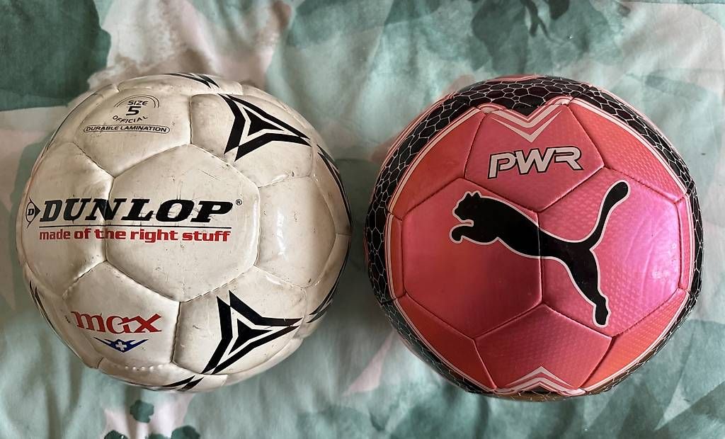 Palloni: Deux ballons de football  – Usato da Petit-Lancy venduto da geo_q6f7