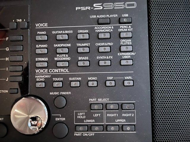 Instruments de musique: Keyboard – D'occasion à Dübendorf par hel_hd6y