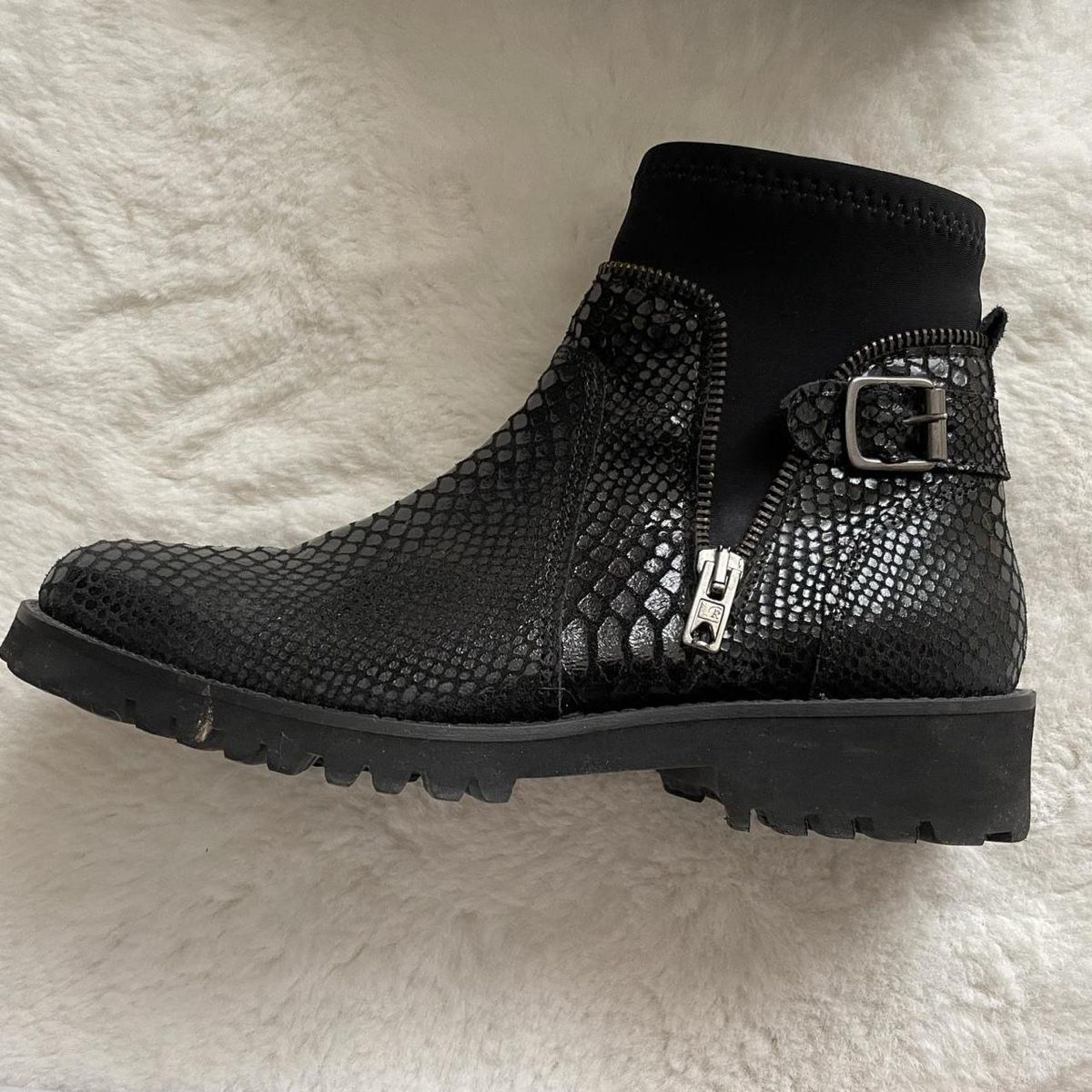 Damenschuhe: Bottines noires – Gebraucht aus Concise von Lae99 2