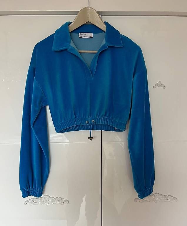 Maglioni & Felpe: Velvet sweatshirt  – Nuovo e nell'imballaggio originale da Tagelswangen venduto da fireiceprincess 1