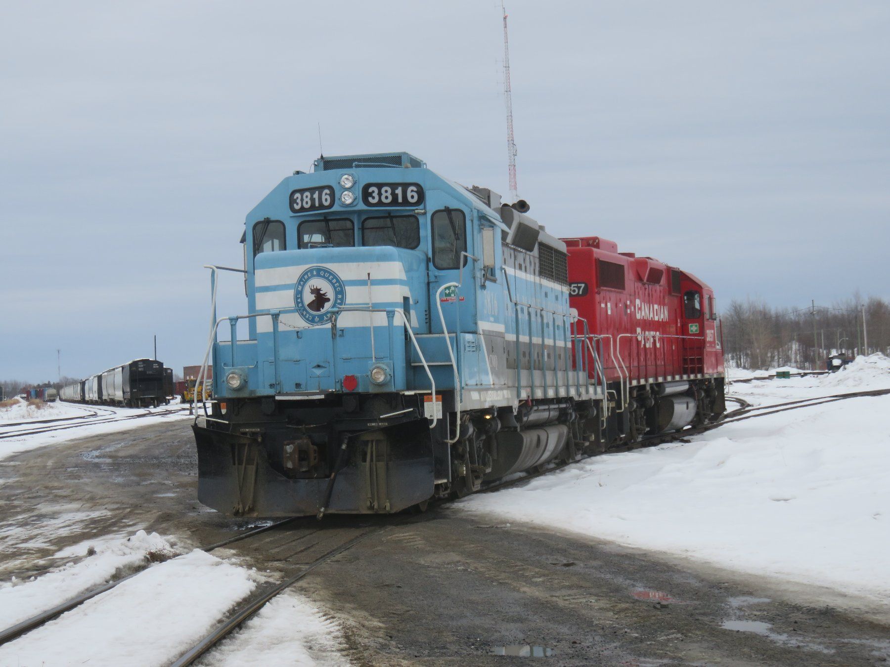 Kato Modelleisenbahnen: Kato EMD SD 40-2 Mid CN – Neu (gemäss Beschreibung) aus Bussnang von  6