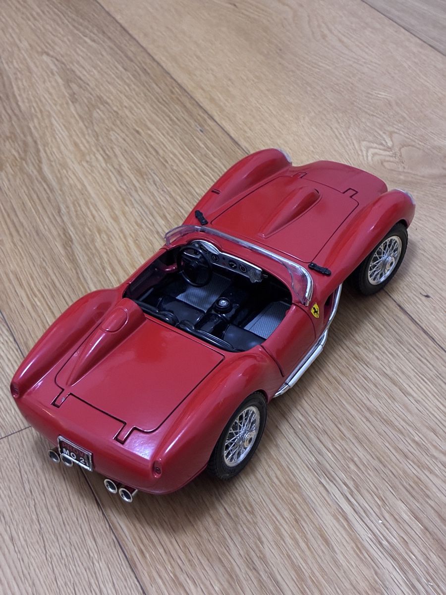 Ferrari Modellini d'auto: 1957 Ferrari 250 Testa Rossa 1:18 – Usato da Montagnola venduto da ciain67 4