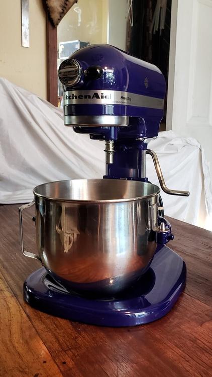 https://img.ricardostatic.ch/images/543ab2cd-53da-4121-ad06-69753e6255d3/t_1000x750/kitchenaid-heavy-duty-lift-bowl-stand-10-gang-mixer