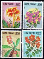 GUINEA-BISSAU 1983 BLUMEN 4 MARKEN GESTEMPELT - K355