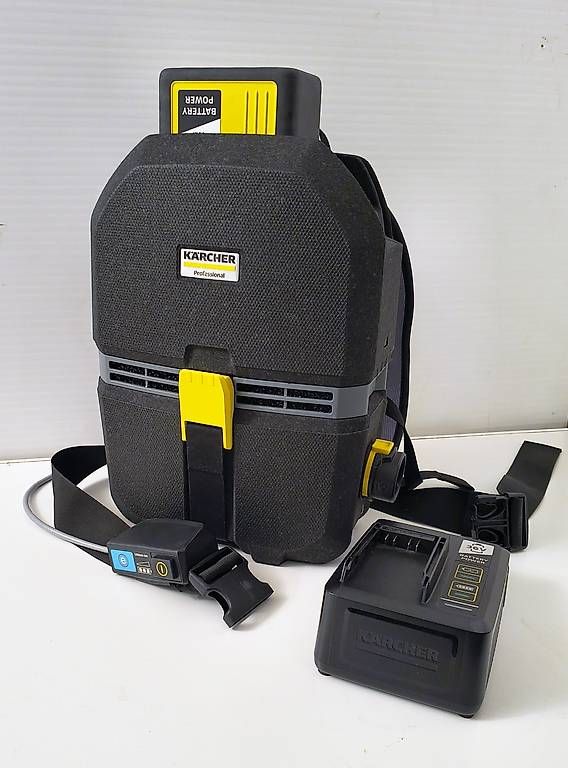 Aspirapolveri & Accessori: Kärcher Akku Rucksacksauger – Usato da Zürich venduto da asy07
