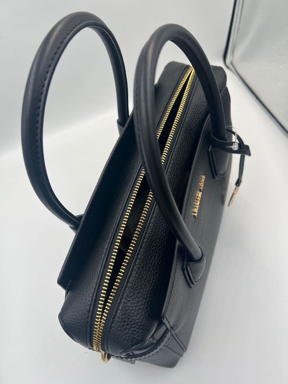 Michael Kors Taschen für Damen: Michael Kors Mercer black – Neu und originalverpackt aus Wiedlisbach von Sistershop 1