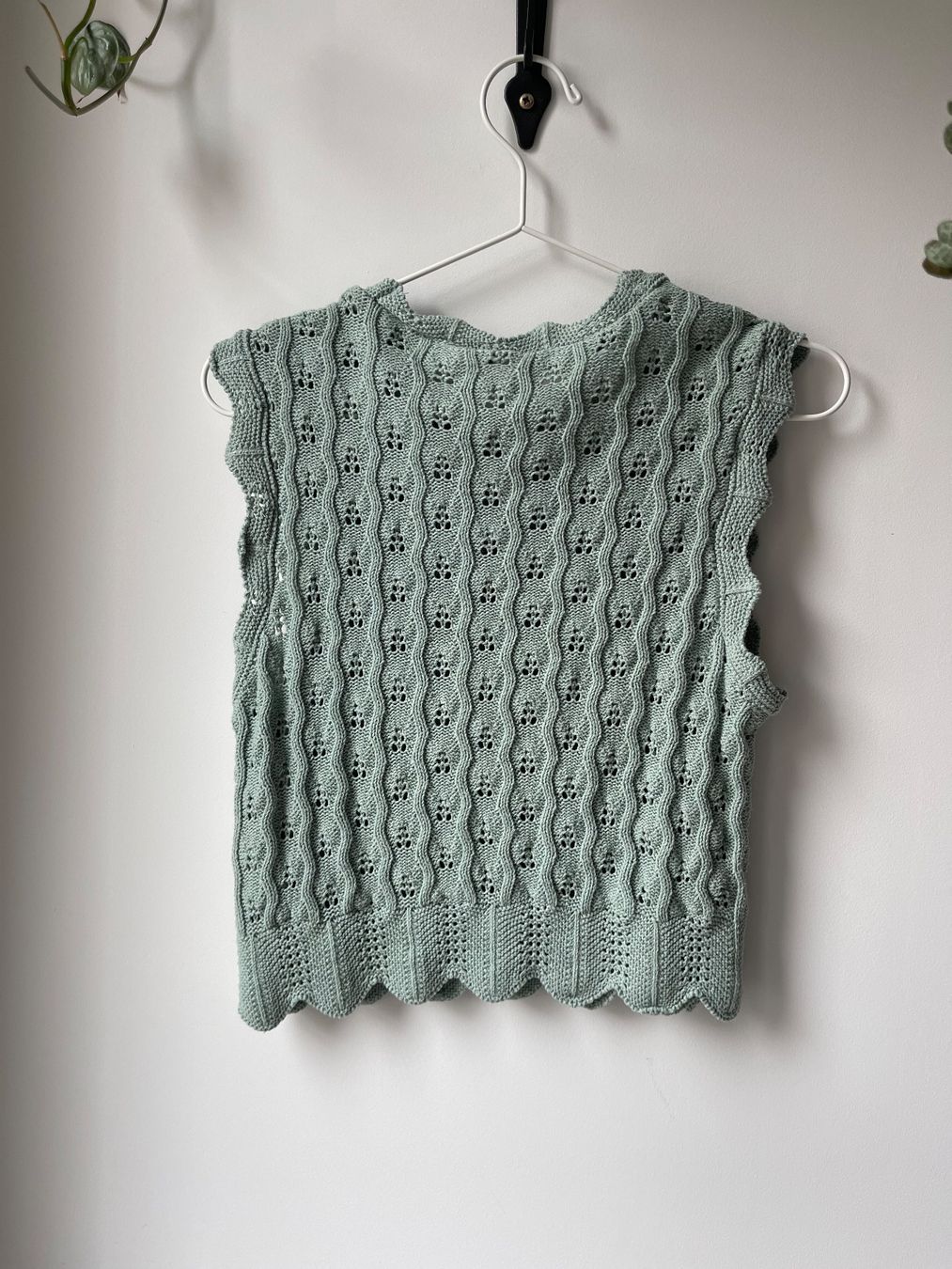 Only Gilet & Giacche senza maniche: Frühlingshafter, gestrickter Pullunder, Grösse S, Grün – Usato da Zofingen venduto da leajloretz 1