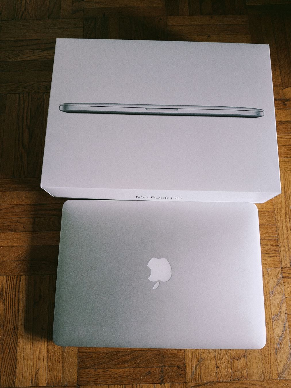 Apple Notebook: Macbook Pro 13 2015 batterie 97% – Usato da La Chaux-de-Fonds venduto da Honit