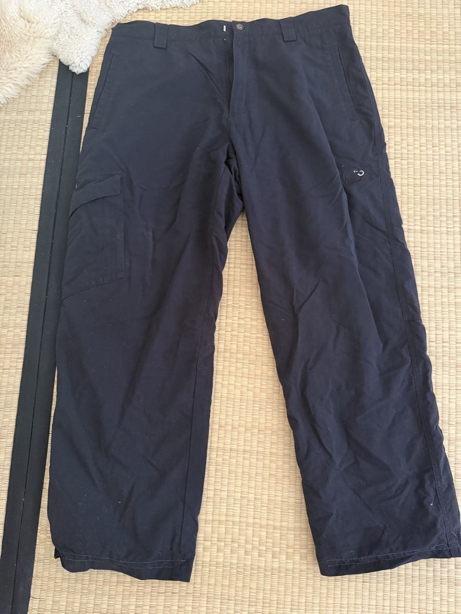 Mammut Hosen: Mammut Trekking Pants Size L Black – Gebraucht aus Basel von bod_zv56