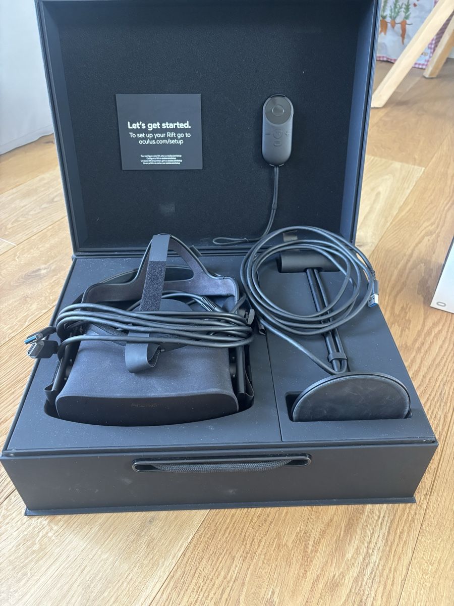 Meta Casco VR: oculus rift CV1 mit toutch controllers VR Headset – Usato da Staufen venduto da Omaha1111 2