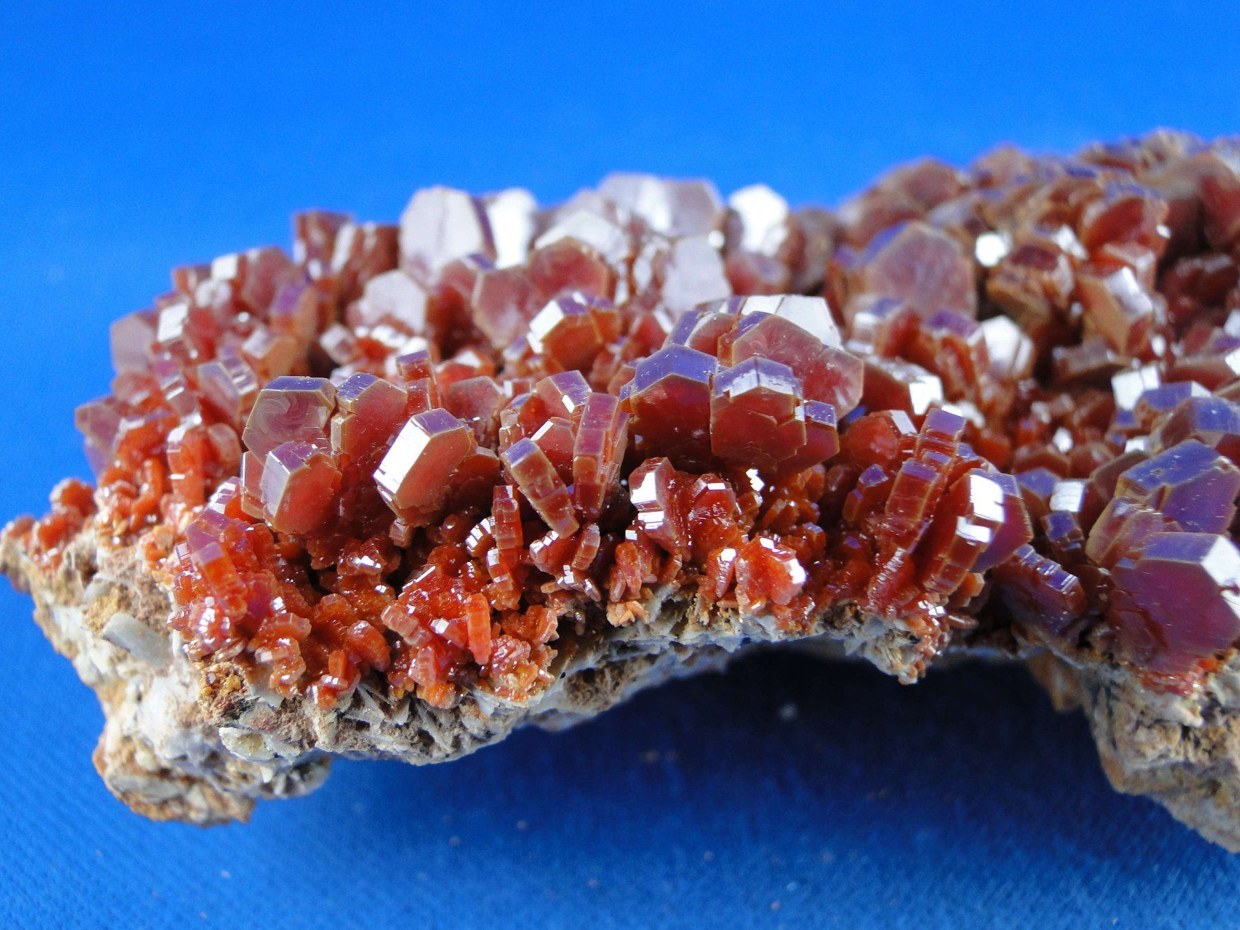 Mineralien & Heilsteine: Vanadinit – Gebraucht aus Schinznach Bad von Demerald 7