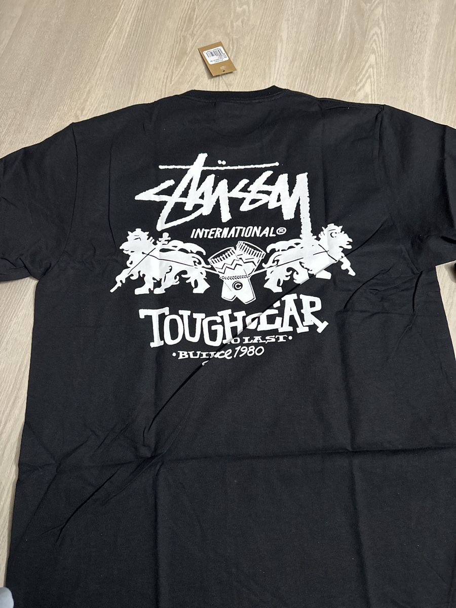 Stüssy T-Shirts: Stüssy International T-Shirt – Neu und originalverpackt aus Trimmis von Subburbia 3