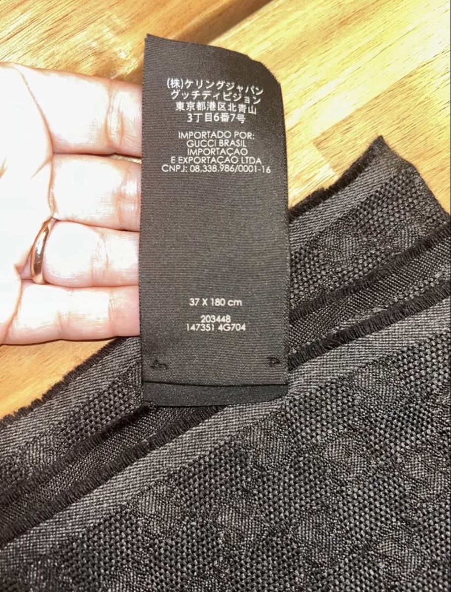 Gucci Sciarpe: Sciarpa da uomo Gucci – Nuovo (secondo la descrizione) da Gravesano venduto da mer_xc6b 4