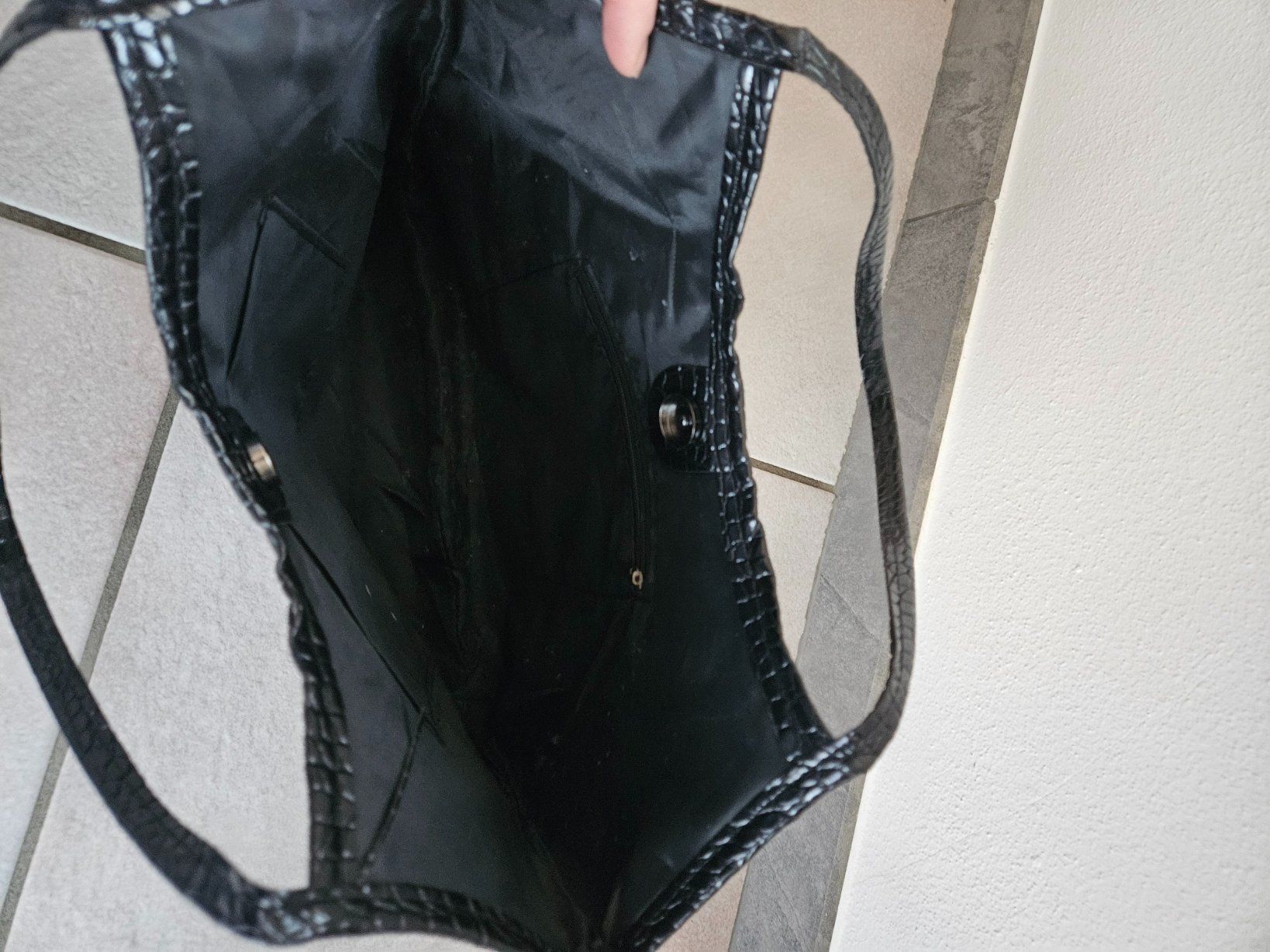 Borse da donna: SAc à main noir – Usato da Vétroz venduto da sas_yln5 1