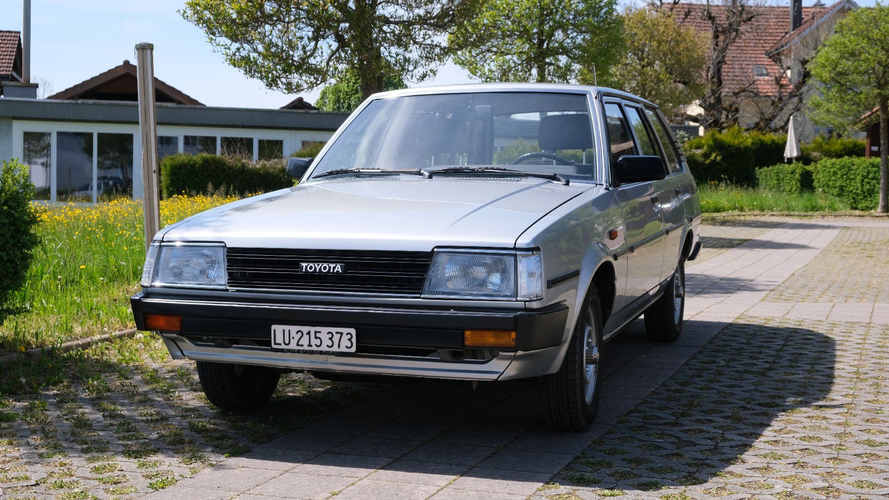 Toyota Autos: Toyota Corolla Kombi DX Oldtimer, 67'099km !! – Gebraucht aus Ballwil von Teigaffen