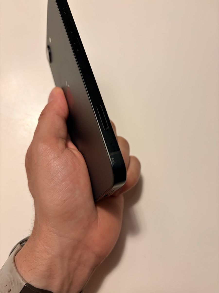 Apple Telefoni cellulari / Smartphones: iPhone 16e schwarz 128 GB – Usato da Altnau venduto da kurvenmuehle 5