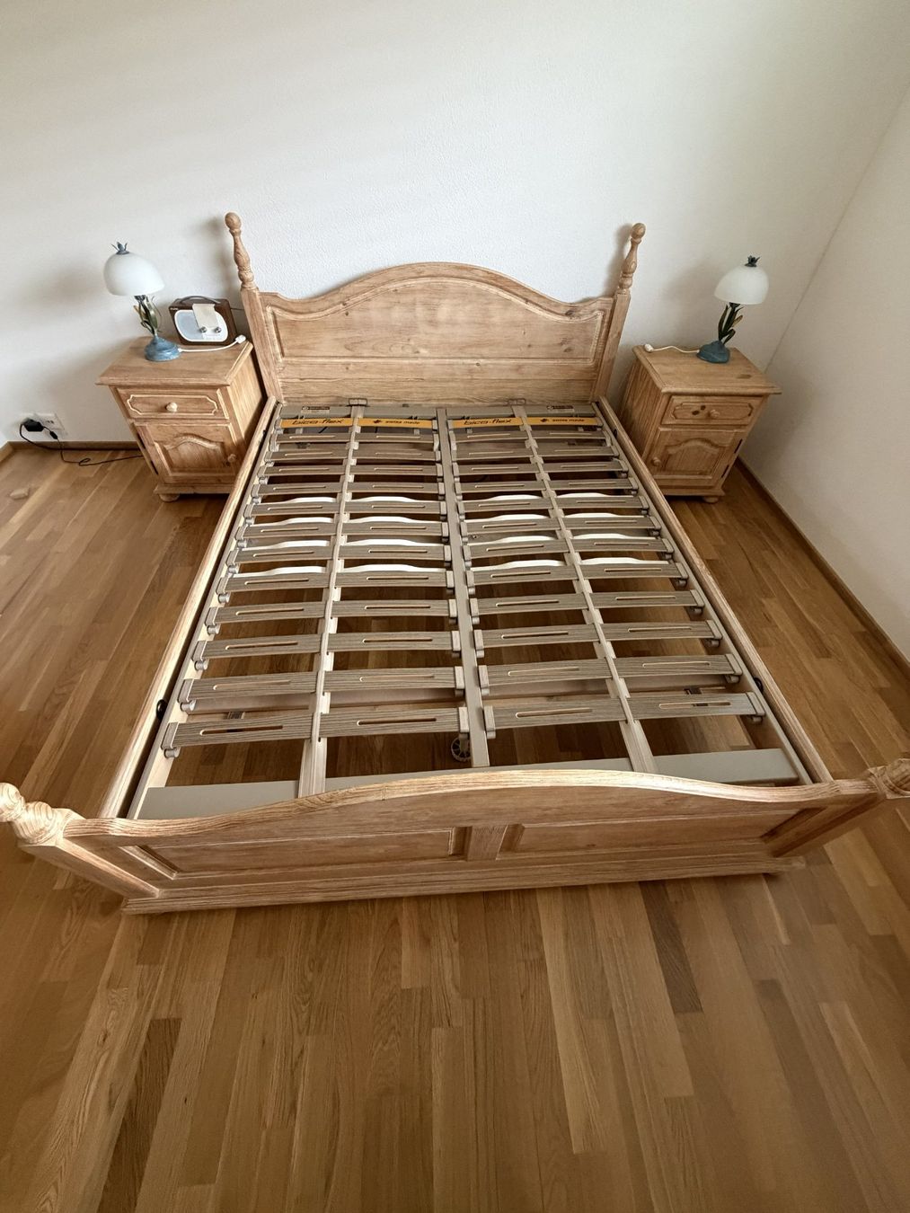 Letti: Altes Schlafzimmer Bett Set – Usato da Obernau venduto da baersein88