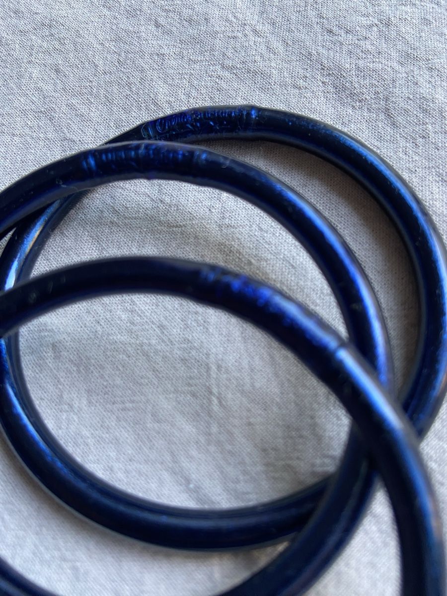 Armbänder & -reifen: Joncs navy set de 3 – Gebraucht aus Lausanne von lau_8vk7 2