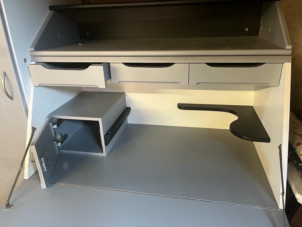 Schreibtische: Sekretaire Schreibtisch Pult – Gebraucht aus Wil SG von WauWauBoutique 1
