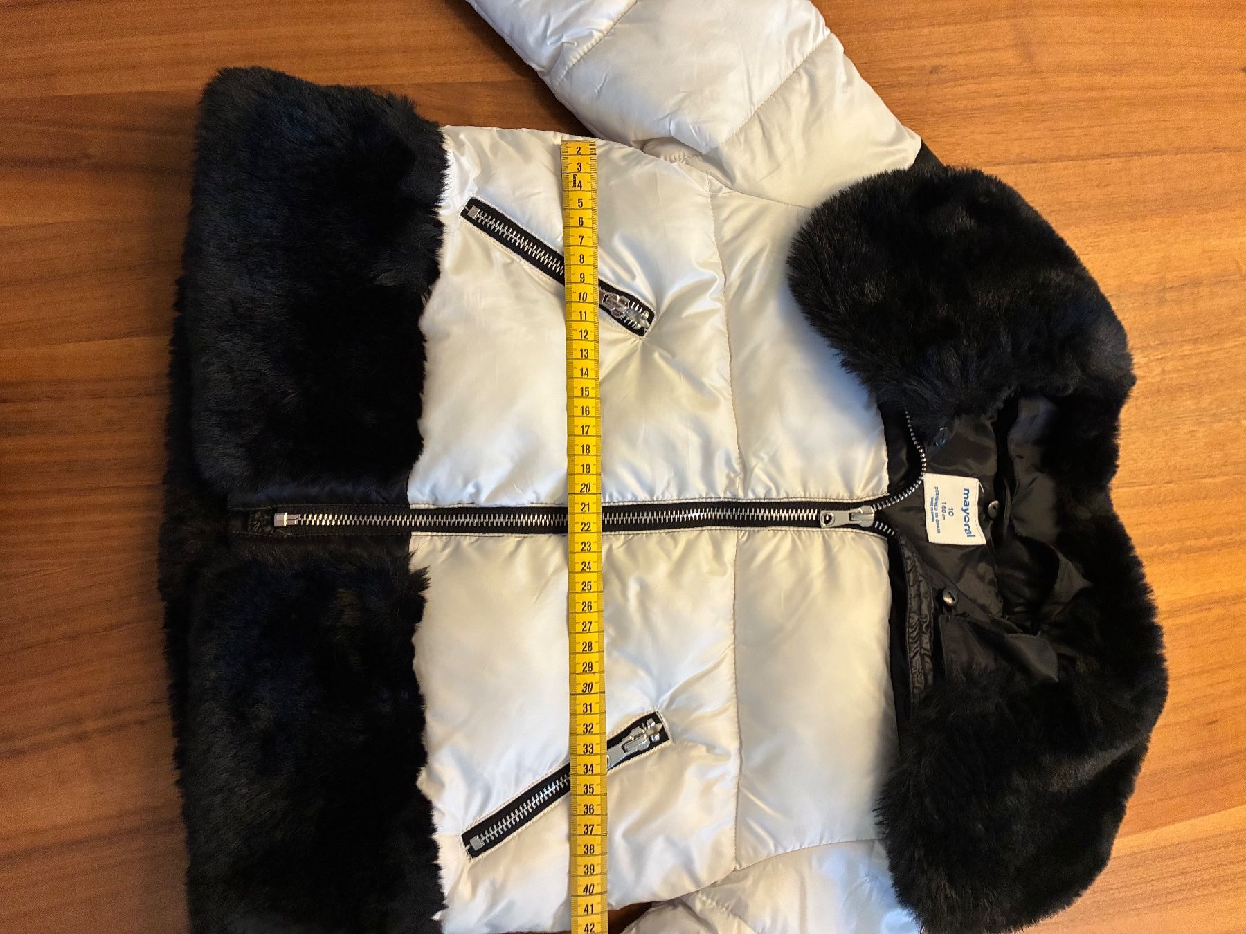 Giacche & Cappotti: Wunderschöne Mädchenjacke Grösse 140 – Usato da Lostorf venduto da lac_g2ry 1