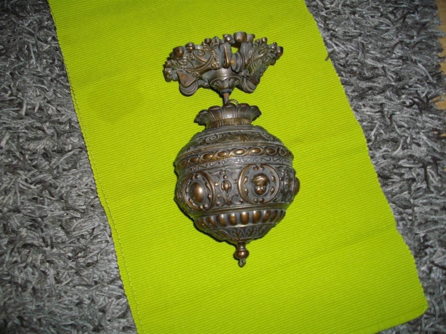 Lampade: Alter Lampenzug aus Eisen – Usato da Zürich venduto da protea59 1