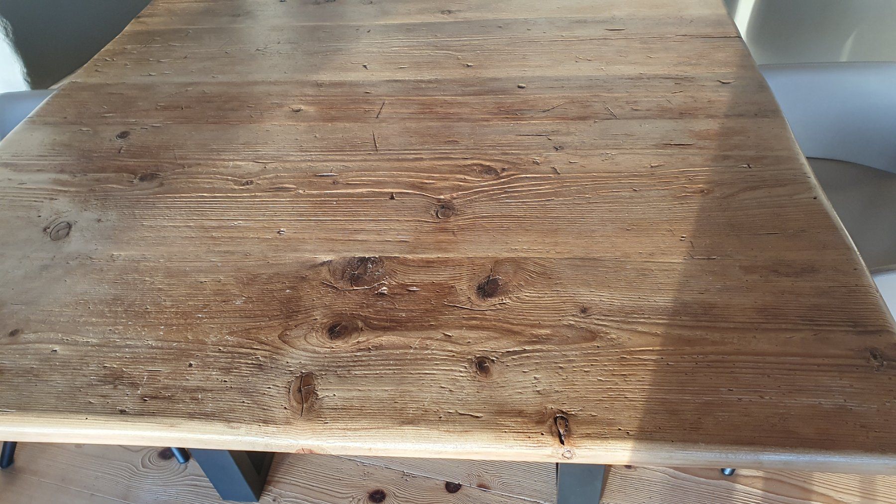 Tavoli: Massiver Esstisch antikes Holz – Usato da Kölliken venduto da Jonalu 4
