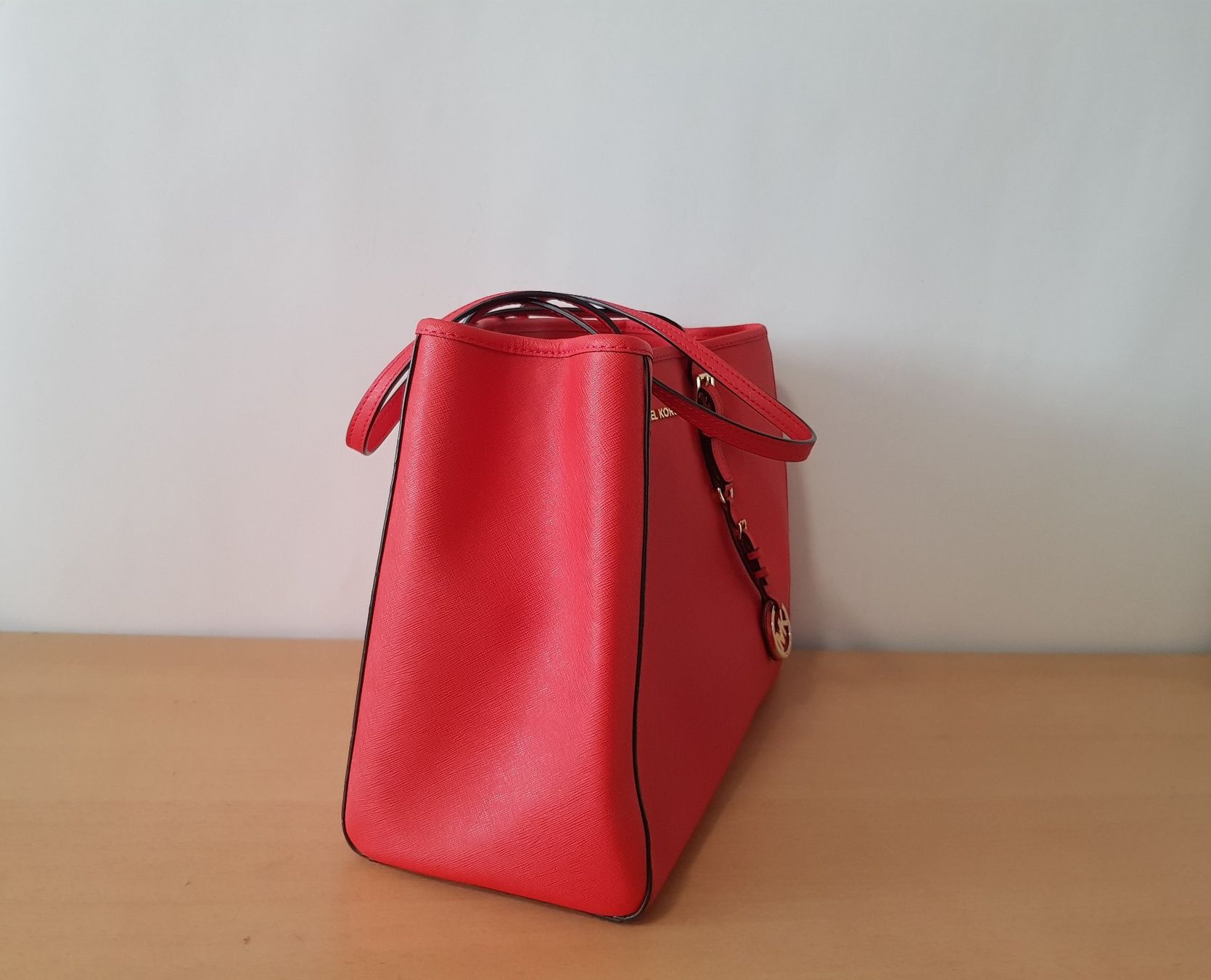 Michael Kors Borse da donna: Original Michael Kors Leder-Handtasche – Usato da Basel venduto da Birs868 2