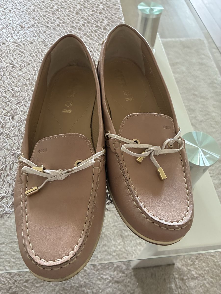 Geox Chaussures femmes: Geox Schuhe – D'occasion à Unterengstringen par Cipsi