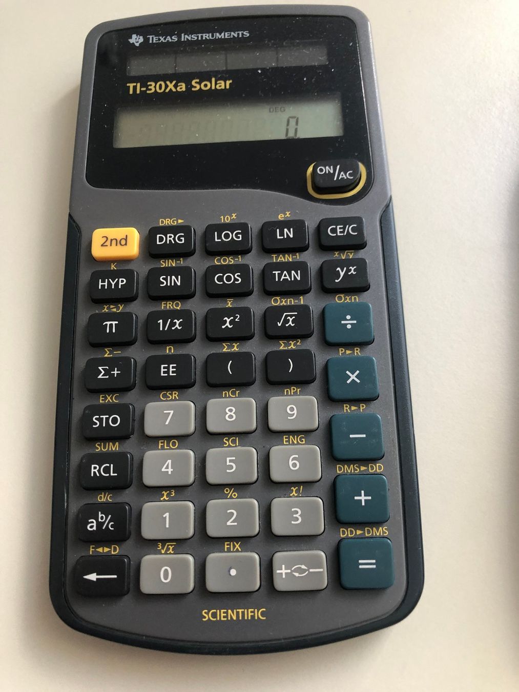 Texas Instruments Calcolatrici tascabili: Solar-Taschenrechner TEXAS INSTRUMENTS – Usato da Eschenz venduto da glaro14