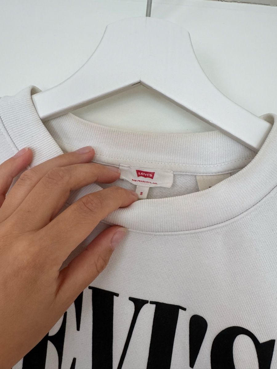 Levi's Pullover & Sweatshirts: Levi's Pullover weiss – Gebraucht aus St. Gallen von BiancaL11 2