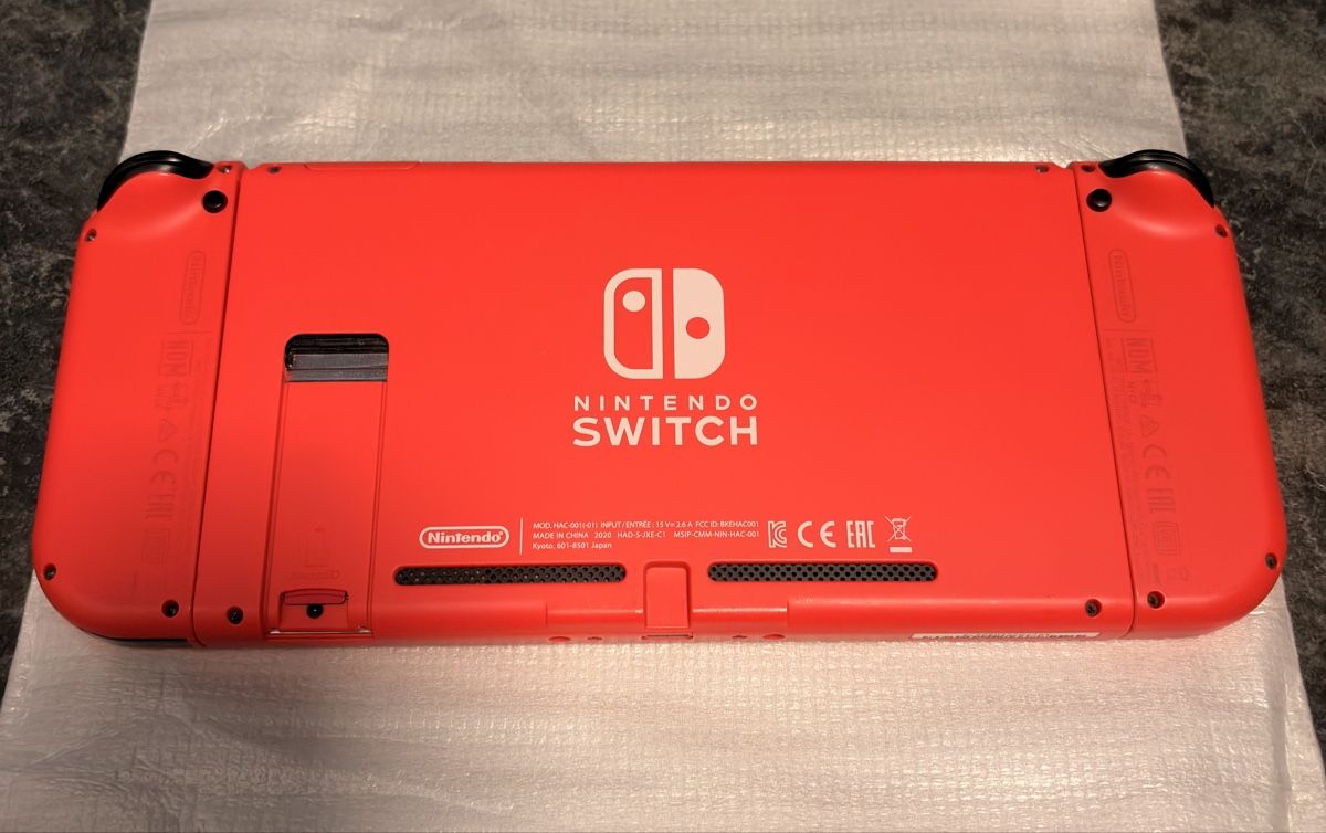 Nintendo Consoles: Nintendo Switch Mario Blau & Rot Edition – D'occasion à Mettmenstetten par stompn77 3