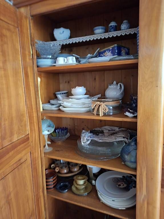 Buffets: Kirschbaumbuffet  – D'occasion à Fulenbach par Wulle-Egge 3