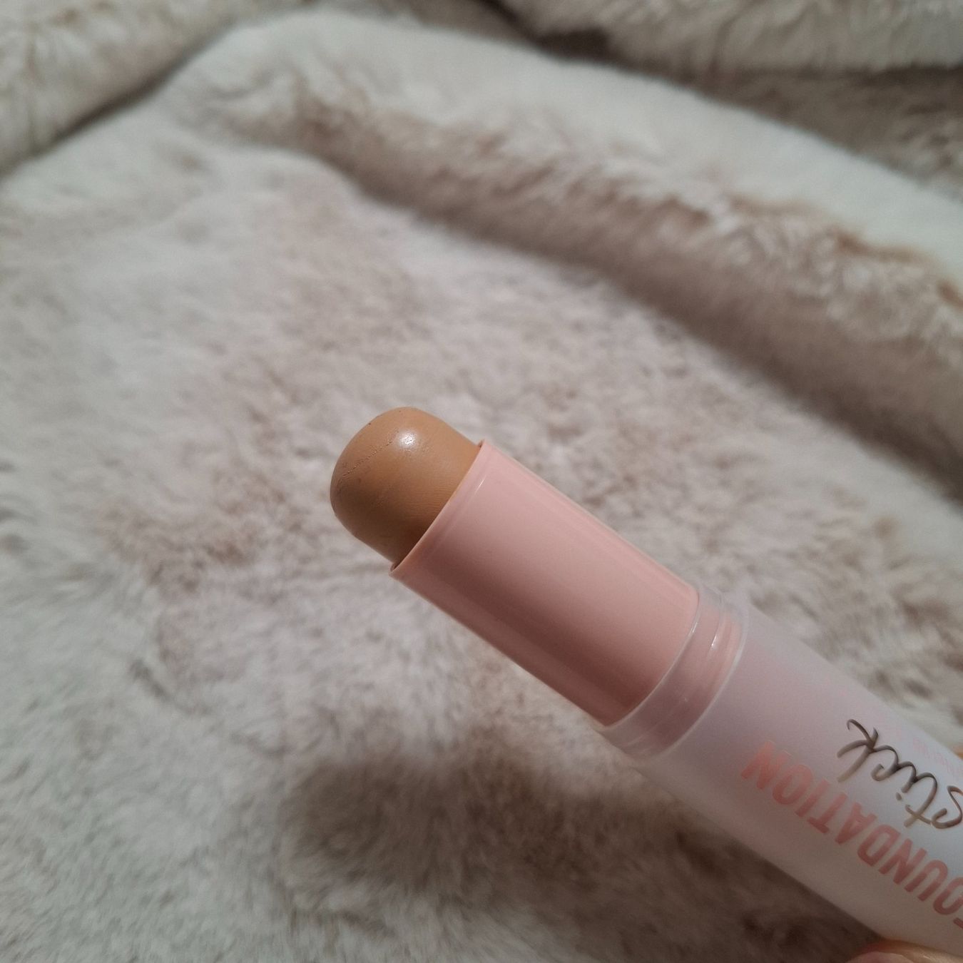 Make-up: Essence Foundation Stick – Neu (gemäss Beschreibung) aus Pully von ssh_jym6 2