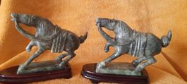 Couple de chevaux en jade signés