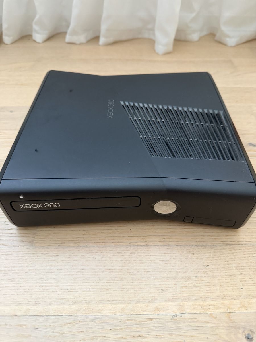 Microsoft Console: Xbox 360 mit Kinect und Controller nicht getestet! – Usato da Rorschach venduto da mar_nl6c 1