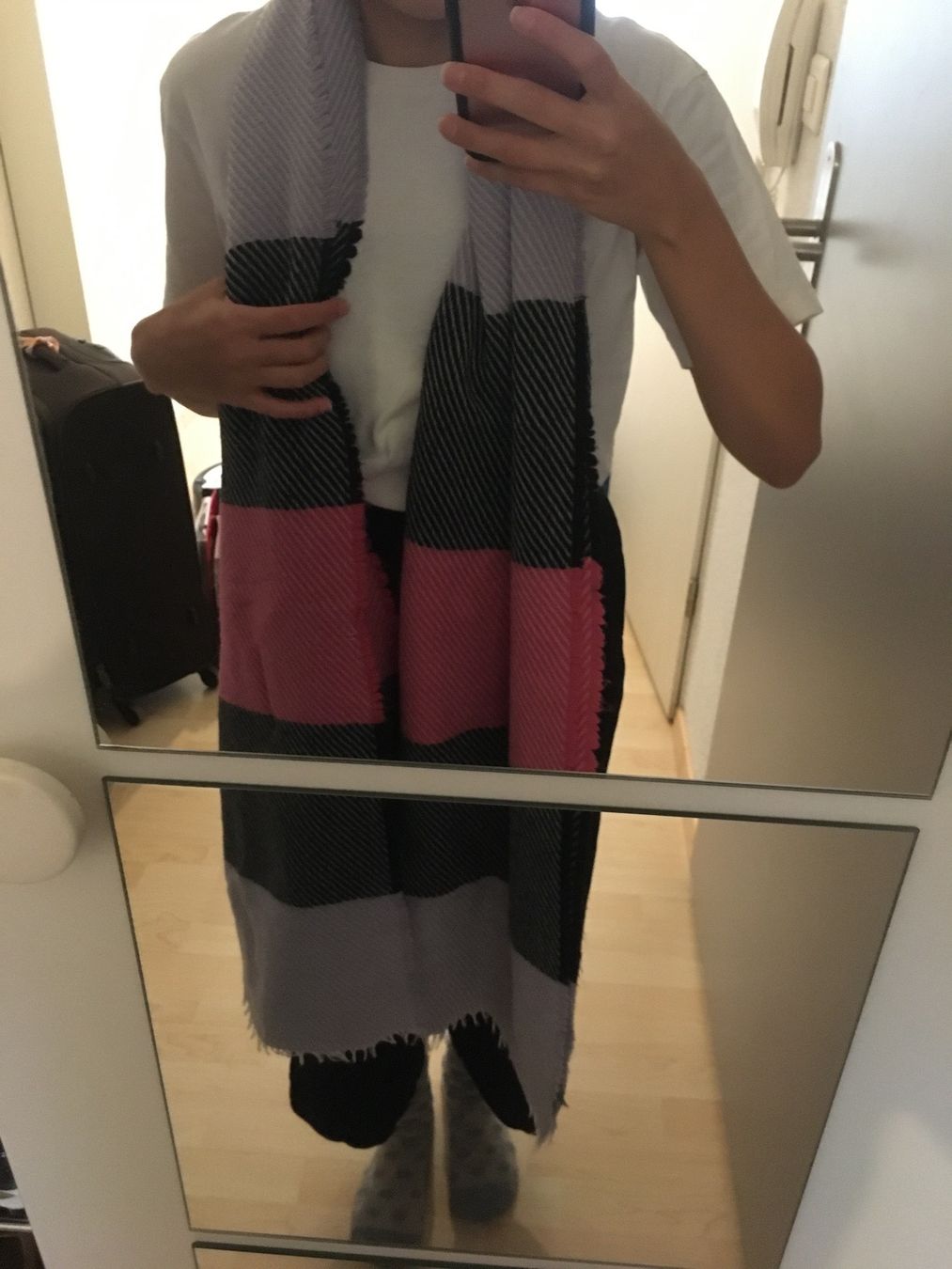 Benetton Foulard & Sciarpe: benetton scarf – Usato da Zürich venduto da fer_5h7x 2