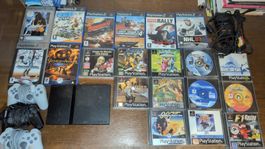 Playstation 2 Slim, 3 manettes, 12 jeux PS1, 8 jeux PS2