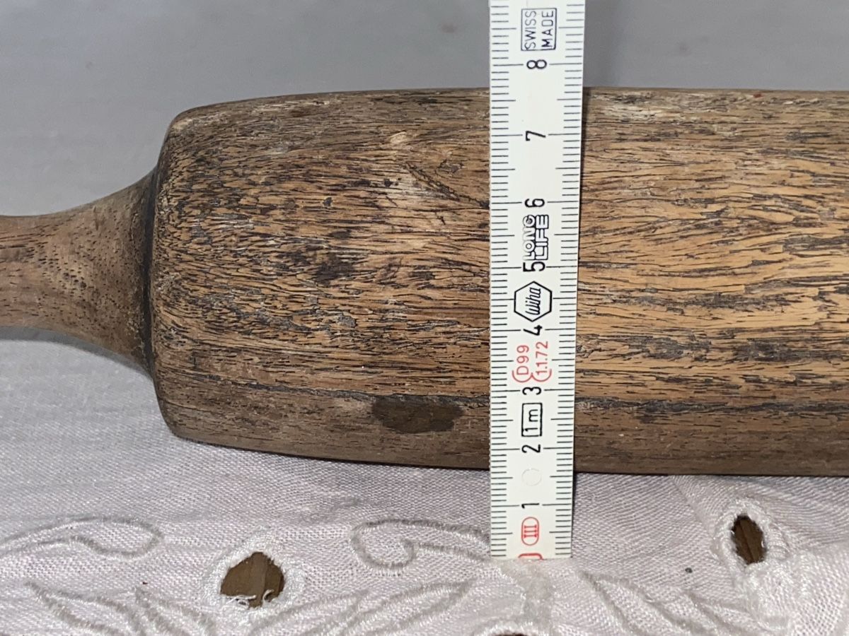Küchengeräte: Antikes Nudelholz aus Holz, ca. 40cm – Gebraucht aus Düdingen von Reconflo 2