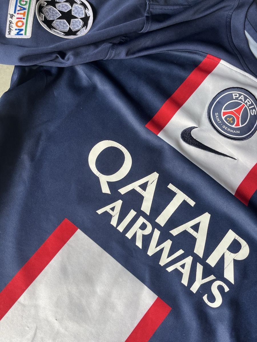 Nike Canottiere & Pantaloni: Psg Trikot #10 Neymar Jr. – Usato da Mönchaltorf venduto da Rofi7 2