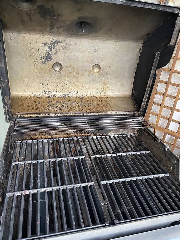 Griglie: Weber Gasgrill – Usato da Oberwil BL venduto da _vanillia_ 1
