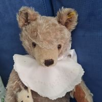 STEIFF TEDDY BÄR mit dem kleinen Silberknopf ca.35cm