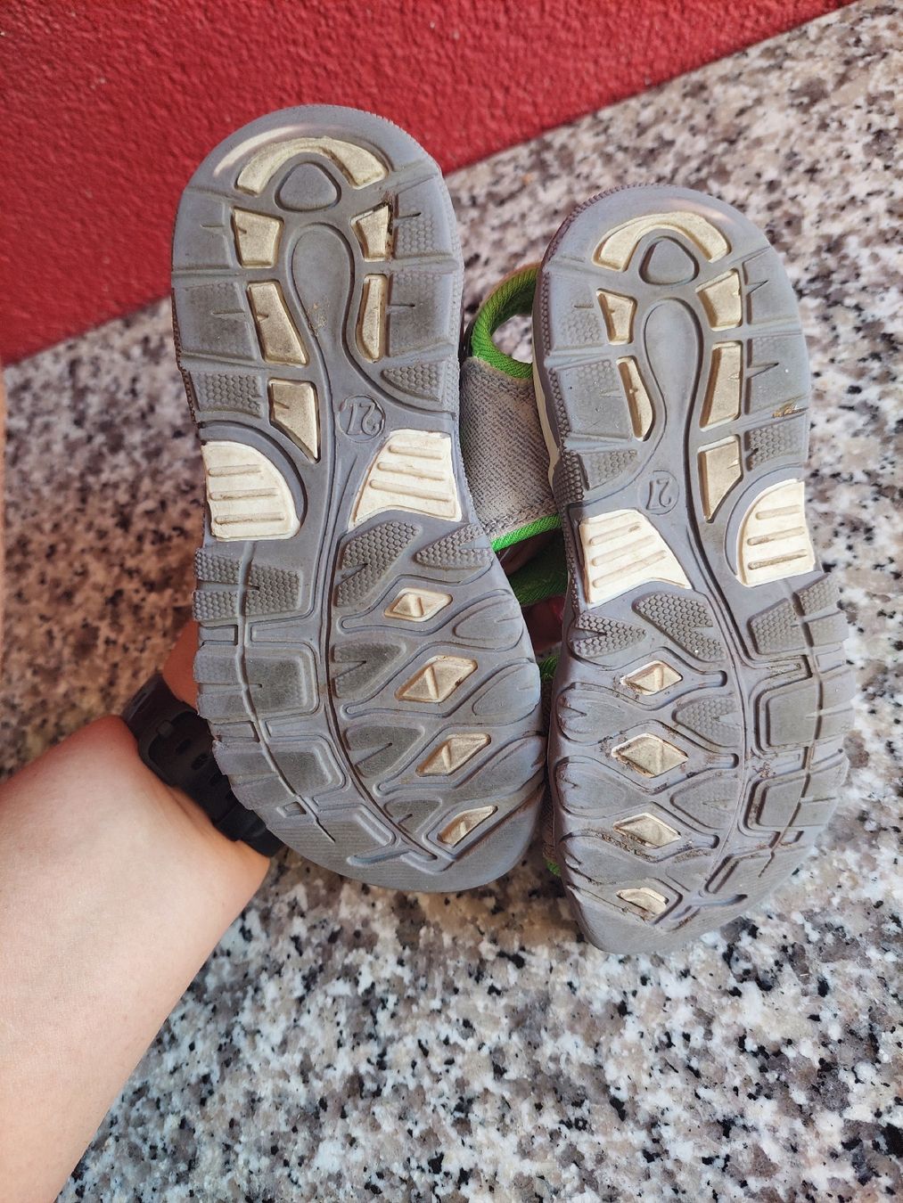 Scarpe per ragazzi: Kindersandalen 27 – Usato da Stettlen venduto da Dolores1987 4