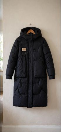❤️ Langer schwarzer Wintermantel mit Kaputze - NEU