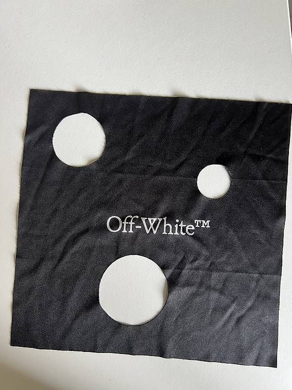 Off-White Occhiali & Lenti: Off-White ARTHUR Sonnenbrille – Usato da Brislach venduto da Praveen03 2
