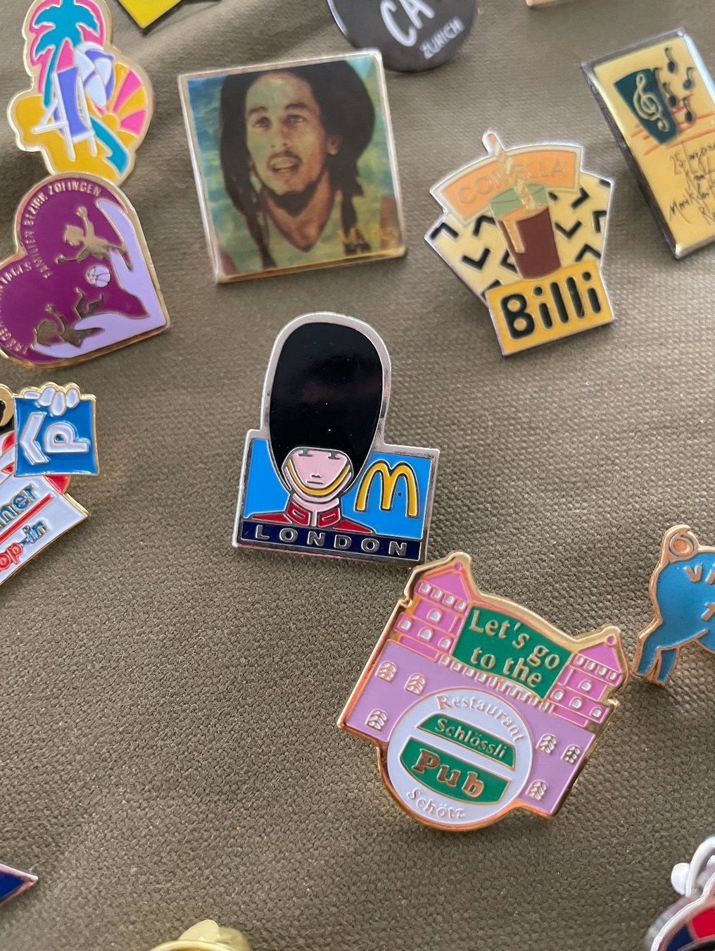Placchette & Badge: diverse Pins – Usato da Dagmersellen venduto da Arcticsnow2017 1